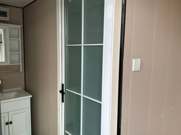 GARDEN ROOM  ACCOMMODATION POD.......2146. 389070387