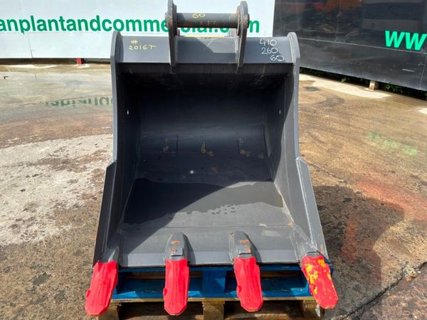 UNUSED 36" KOMATSU BUCKET..........60mm.......2016 389077055