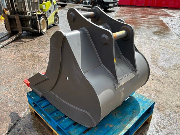 UNUSED 36" KOMATSU BUCKET..........60mm.......2016 389077058