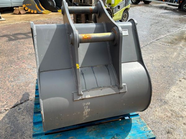 UNUSED 36" KOMATSU BUCKET..........60mm.......2016 389077063