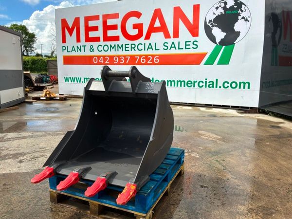 UNUSED 36" KOMATSU BUCKET..........60mm.......2016 389077069