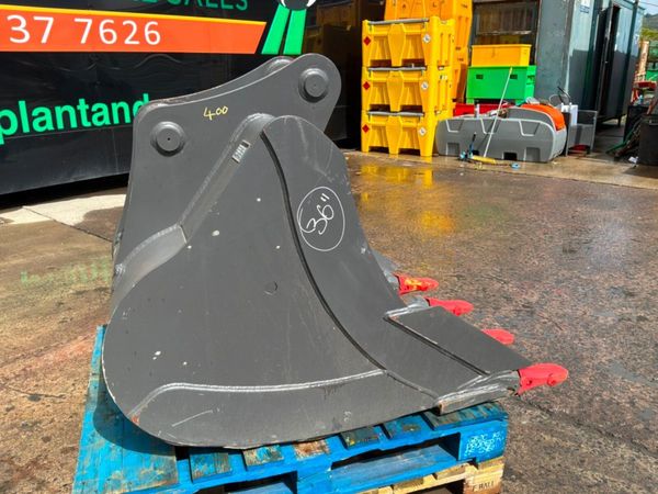 UNUSED 36" KOMATSU BUCKET..........60mm.......2016 389077071