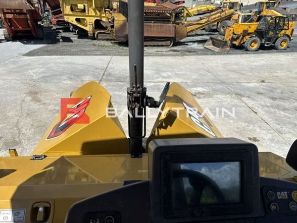 CAT AP300 Asphalt Paver  (2024 – 308 Paving Hours) 389082010