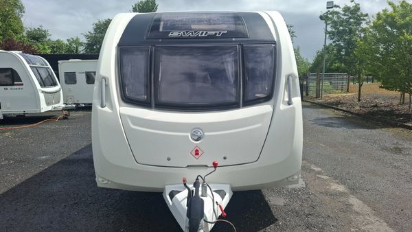 Swift Charisma 6 berth caravan 389187575