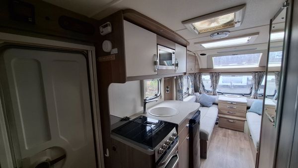 Swift Charisma 6 berth caravan 389187581