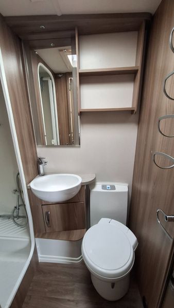 Swift Charisma 6 berth caravan 389187589