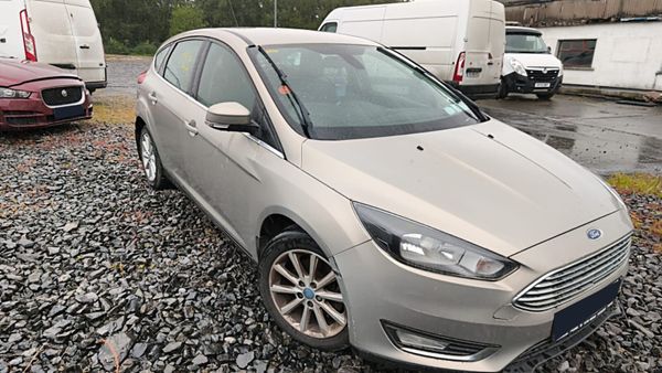 2015 FORD FOCUS 1.6 TDCI FOR BREAKING! 389284598