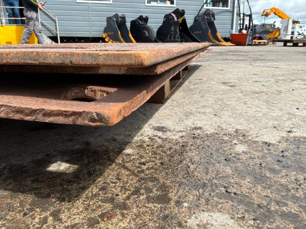 20mm ROAD CROSSING TRENCH PLATES.........534-2 389285120