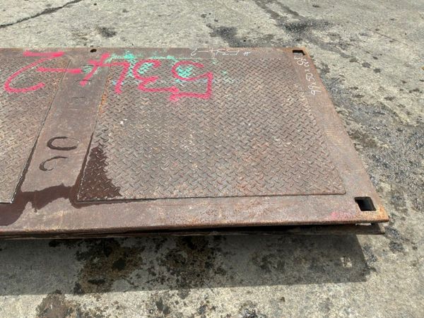 20mm ROAD CROSSING TRENCH PLATES.........534-2 389285132