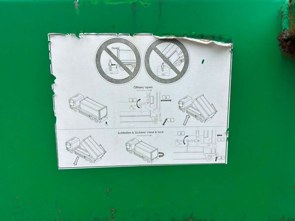 2021 HOOK LOADER SKIP WASTE COMPACTOR 389290350