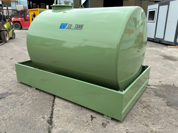 3000 litre FUEL BOWSER / STORAGE  TANK......783m. 389375691