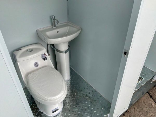 UNUSED DOUBLE TOILET CONTAINER CABIN....817m. 389381003