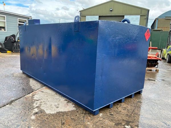 6800 litre bunded diesel fuel storage bowser tank. 389386397