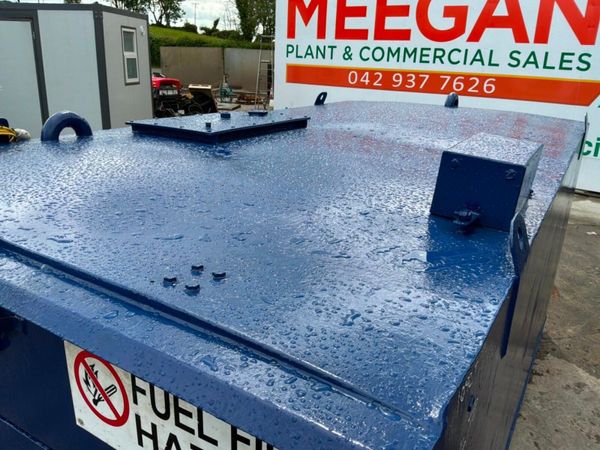 6800 litre bunded diesel fuel storage bowser tank. 389386406