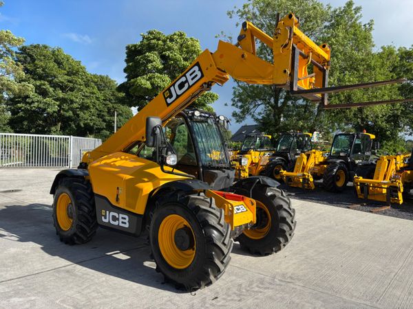 2021 JCB 531-70 AGRI 389324481