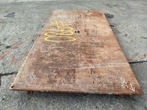 10ft x 5ft x 25mm  ROAD CROSSING PLATE.......980. 389445441