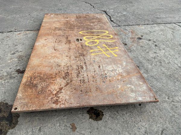 10ft x 5ft x 25mm  ROAD CROSSING PLATE.......980. 389445456