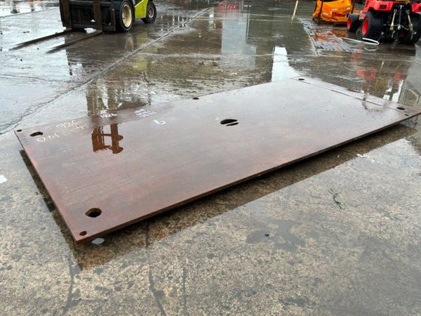128 x 59 x1 ROAD PLATE / TRENCH COVER.......9861 389445467