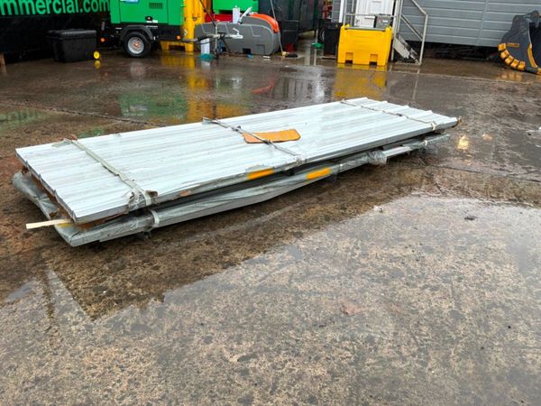 UNUSED 3.0 mts ROOF SHEETING / CLADDING...907. 389445404