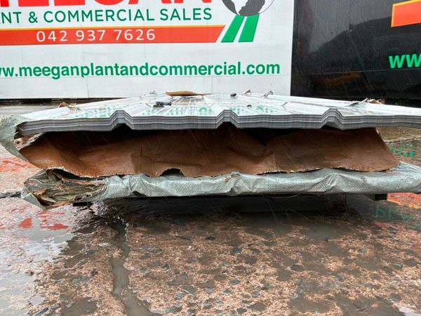 UNUSED 3.0 mts ROOF SHEETING / CLADDING...907. 389445406