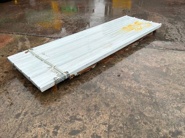 UNUSED 3.0mt ROOF CLADDING SHEETING.....905m. 389445415