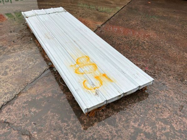 UNUSED 3.0mt ROOF CLADDING SHEETING.....905m. 389445427