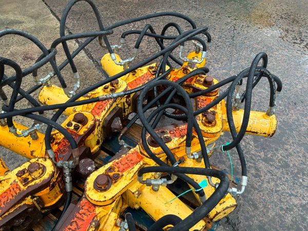 TAETS 314 HYDRAULIC PILE BREAKER........1375t. 389458840