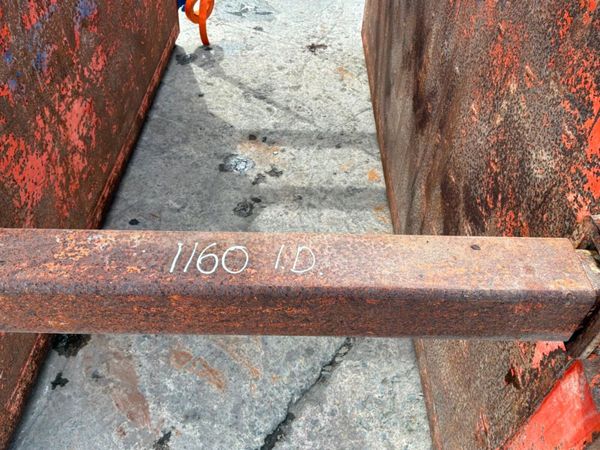3.0mts x 3.0mts KWIK FORM TRENCH BOX .........988. 389403151
