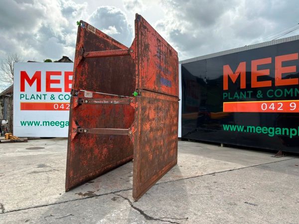 3.0mts x 3.0mts KWIK FORM TRENCH BOX .........988. 389403164