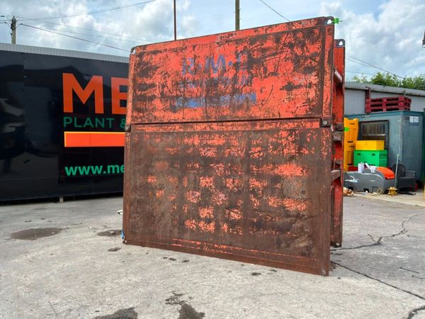3.0mts x 3.0mts KWIK FORM TRENCH BOX .........988. 389403168