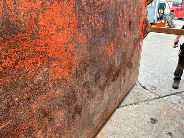 3.0mts x 3.0mts KWIK FORM TRENCH BOX .........988. 389403178