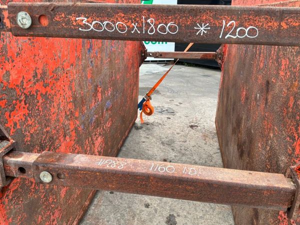 3.0mts x 3.0mts KWIK FORM TRENCH BOX .........988. 389403219