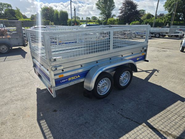 Double axle 750kg Trailer 389575921