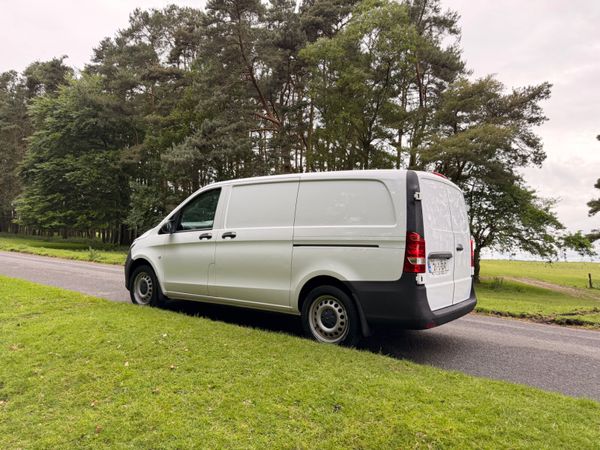 Mercedes-Benz Vito 2021 EV Low KM 389588580