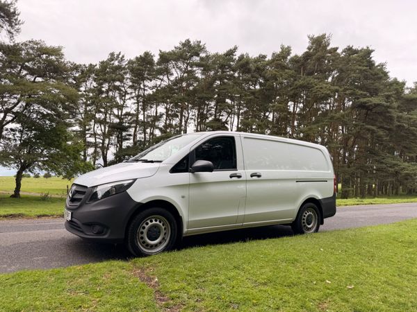 Mercedes-Benz Vito 2021 EV Low KM 389588582