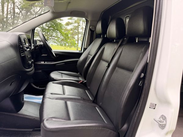Mercedes-Benz Vito 2021 EV Low KM 389588594