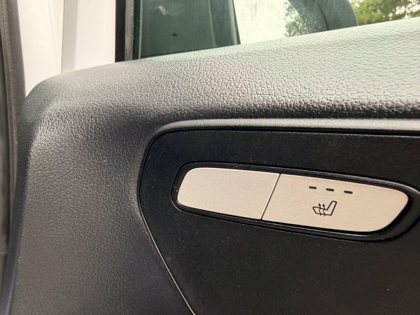 Mercedes-Benz Vito 2021 EV Low KM 389588595