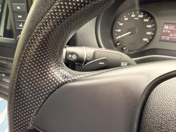 Mercedes-Benz Vito 2021 EV Low KM 389588598