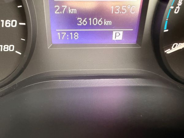 Mercedes-Benz Vito 2021 EV Low KM 389588603