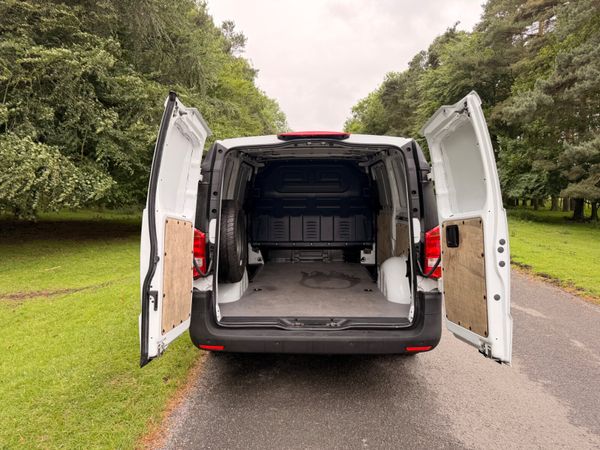 Mercedes-Benz Vito 2021 EV Low KM 389588610