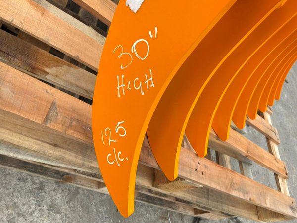 UNUSED 45" LAWN / STONE RAKE....45mm.....3621m 389597068