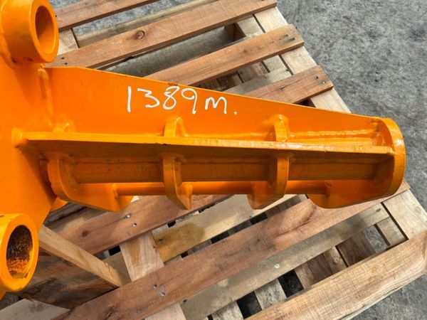 UNUSED 38" LAWN / STONE RAKE....40mm.......1389m 389597103