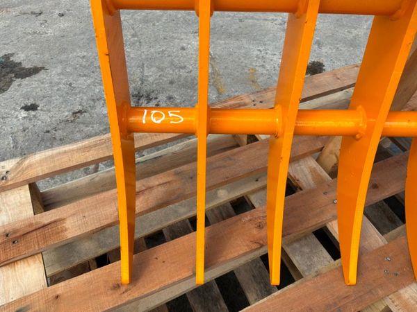 UNUSED 38" LAWN / STONE RAKE....40mm.......1389m 389597112