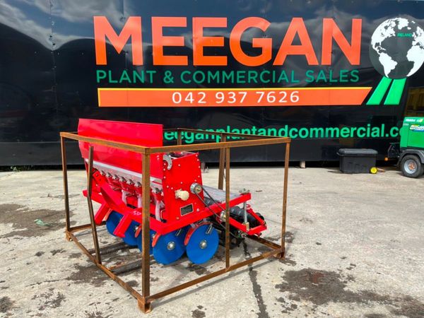 UNUSED 9 ROW GROUND DRIVEN SEED PLANTER. 389597118
