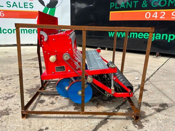 UNUSED 9 ROW GROUND DRIVEN SEED PLANTER. 389597120