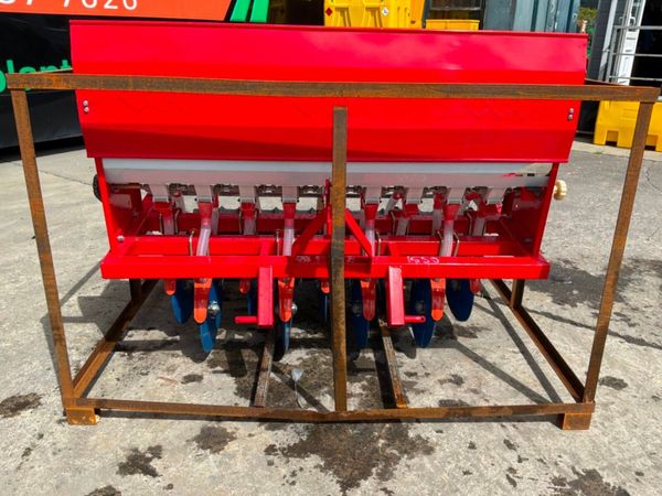 UNUSED 9 ROW GROUND DRIVEN SEED PLANTER. 389597131