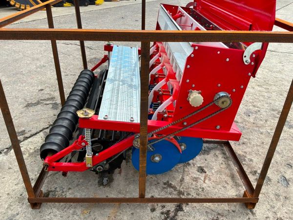 UNUSED 9 ROW GROUND DRIVEN SEED PLANTER. 389597134