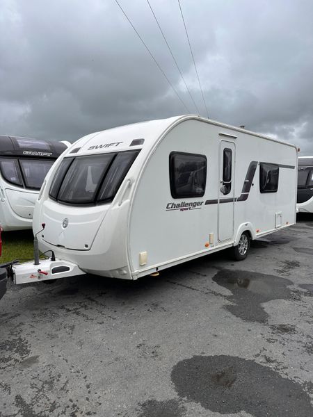 ✨SWIFT CHALLENGER SPORT 4 BERTH✨ 389500872