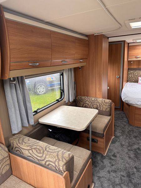 ✨STUNNING SWIFT CHALLENGER 6 BERTH✨ 389501059