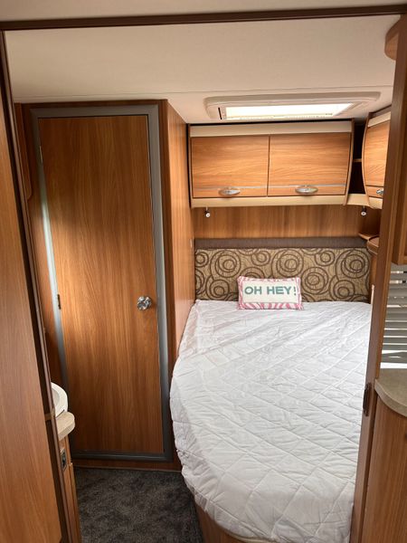 ✨STUNNING SWIFT CHALLENGER 6 BERTH✨ 389501068